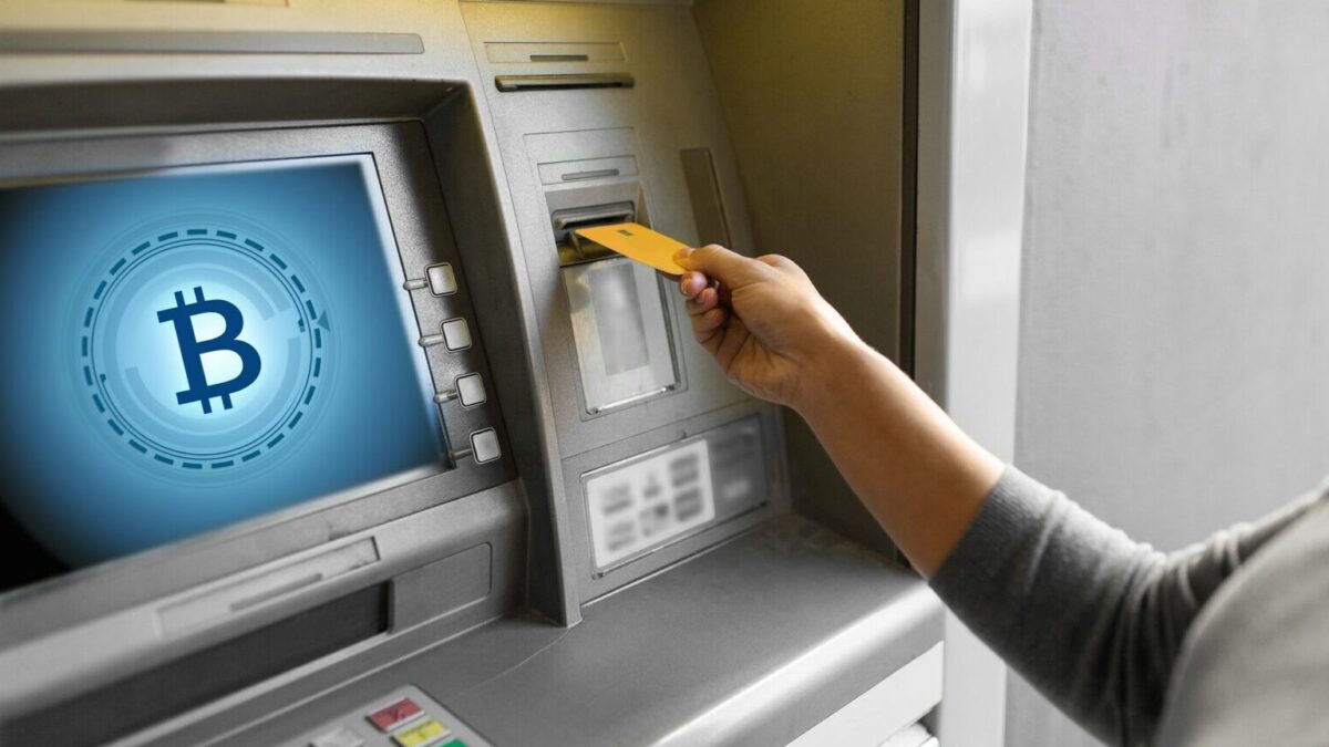 Cajeros de Bitcoin en RD: ¿cuántos son y dónde están ubicados?