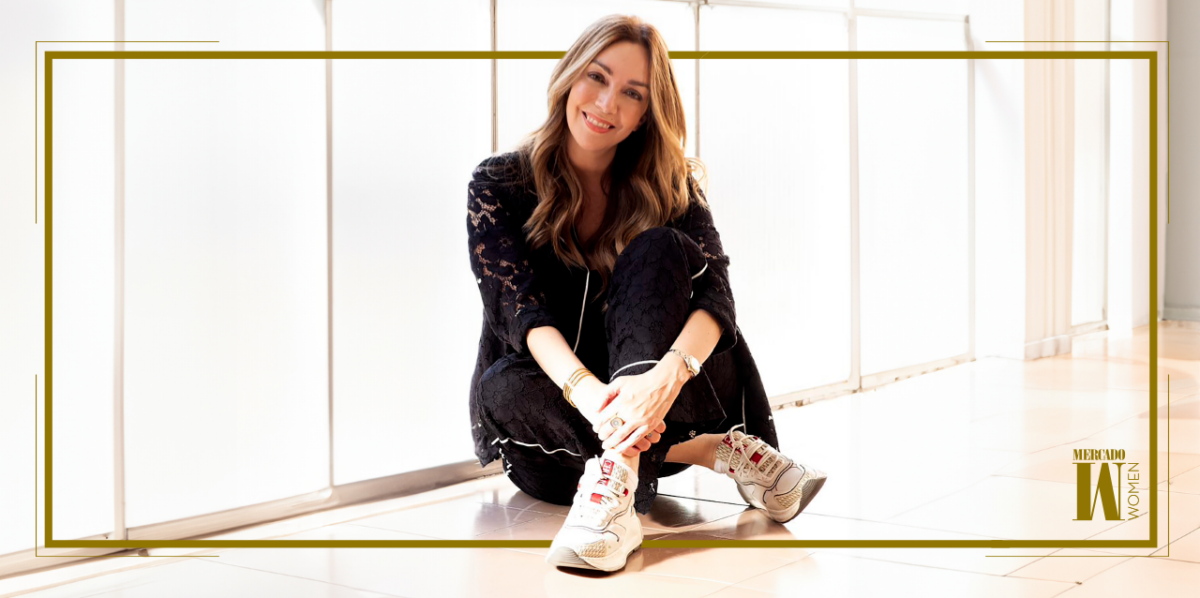 Gabriela Llanos, "Punto y coma por la vida" el podcast