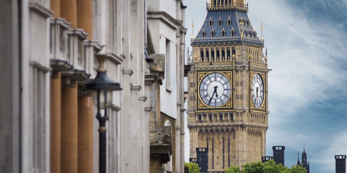 los millionarios huyen de inglaterra