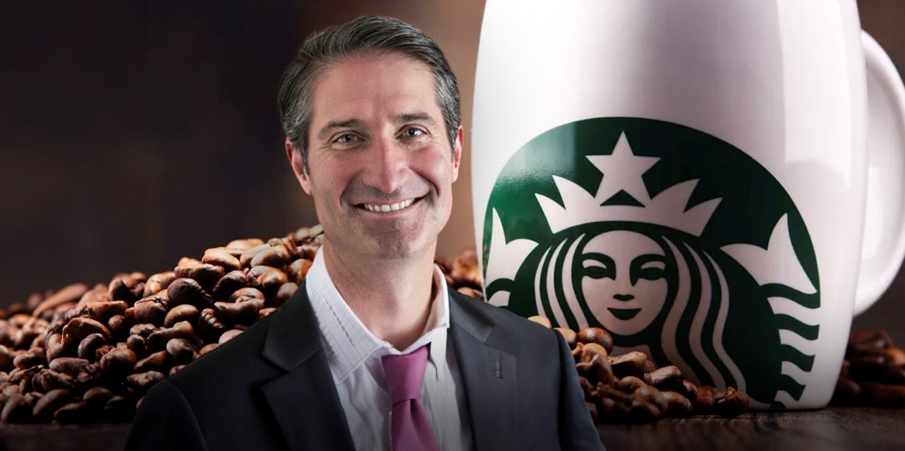 STARbucks despide a su ceo