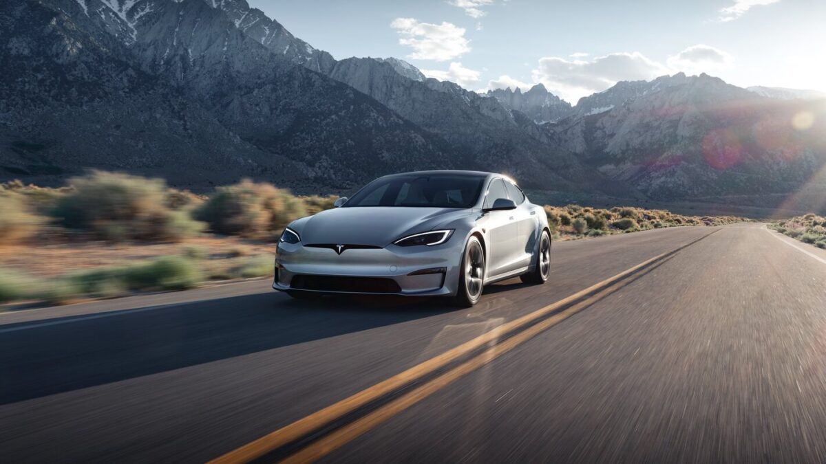 TESLA Model 3 Elon Musk