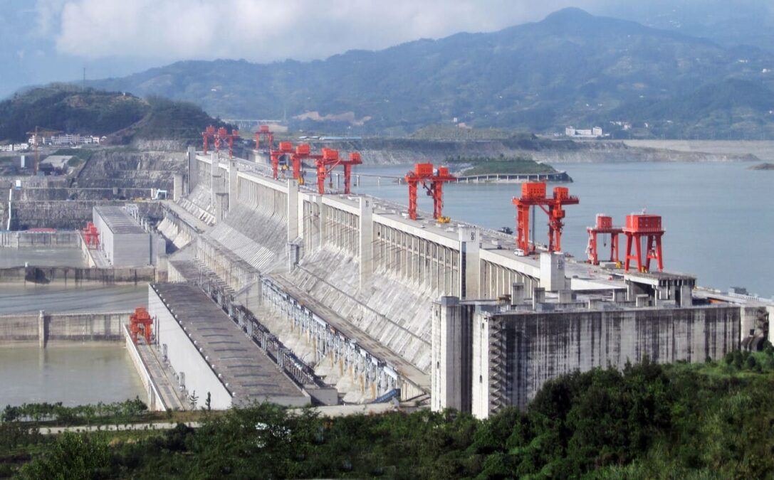 Tíbet China Represa Hidroelectrica