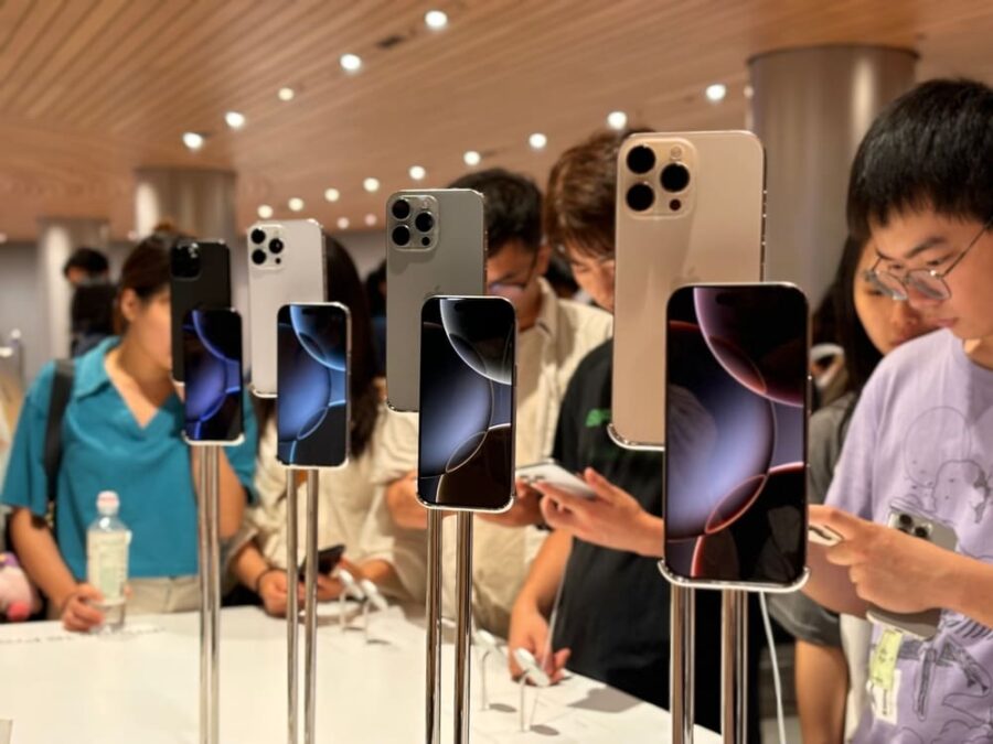 Apple China smartphone