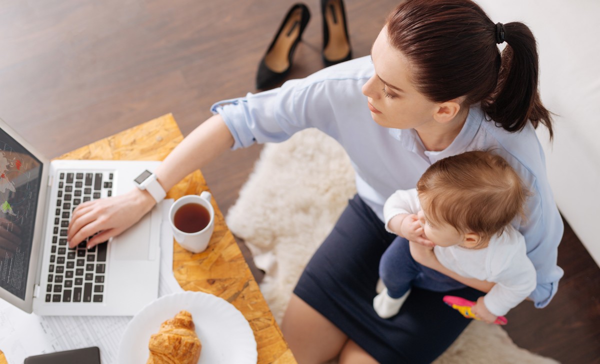 maternidad hijos en edad escolar 