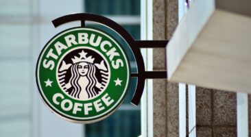 Starbucks: La caída y el renacimiento de un gigante del café