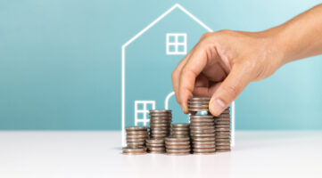 33.8 % de los dominicanos guarda dinero en casa
