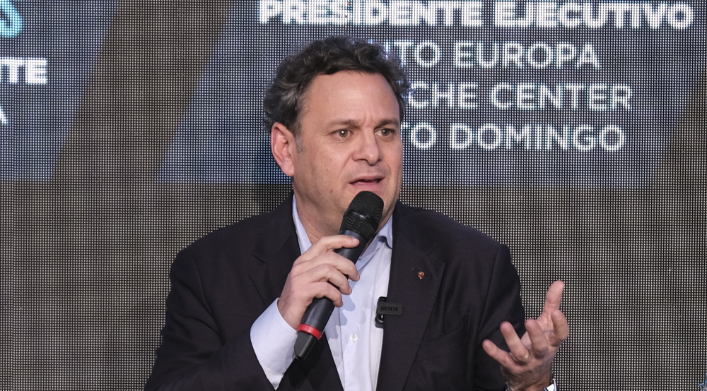 Jacinto E. Peynado Presidente Ejecutivo Auto Europa/ Porsche Center Santo Domingo.jpg