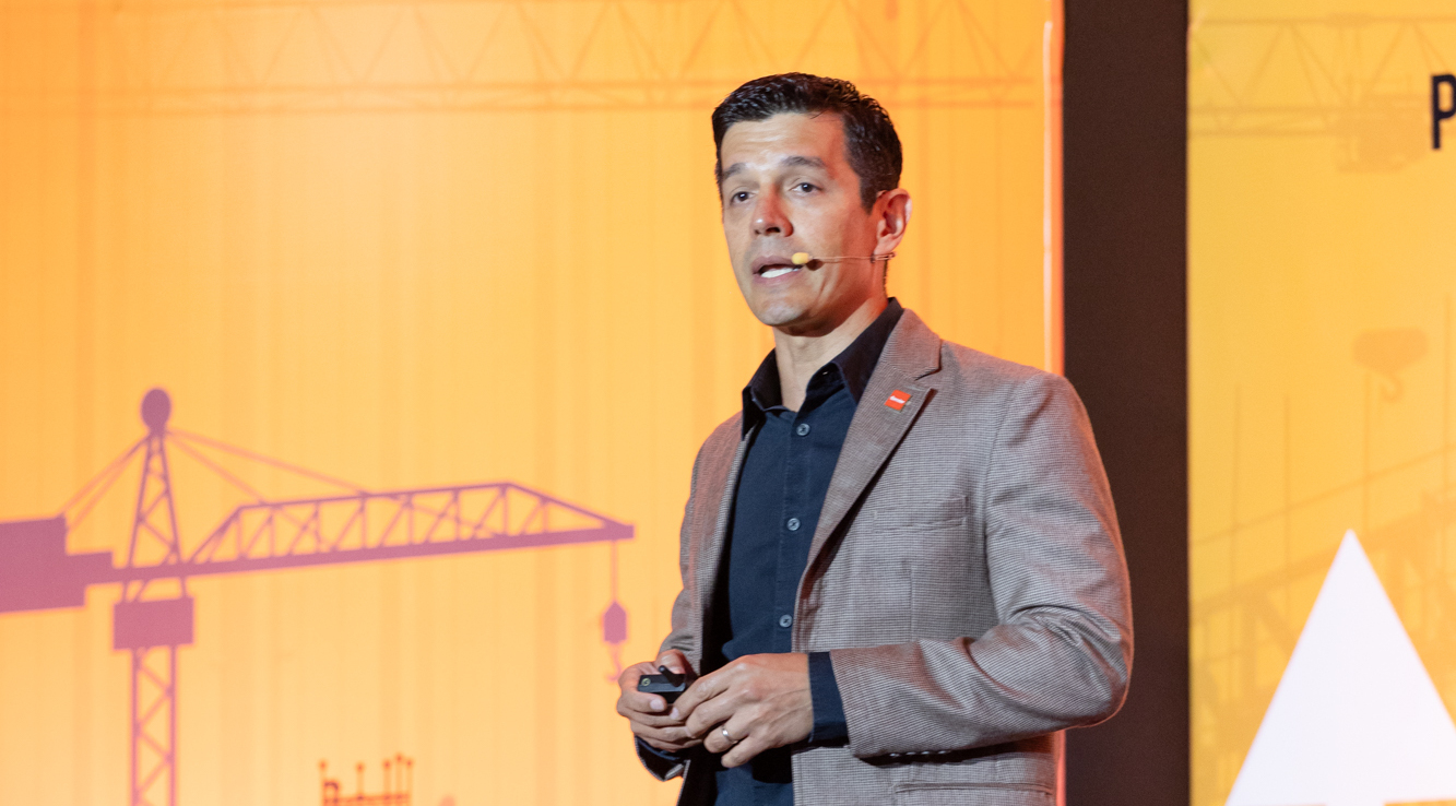 Samuel Bermúdez. Regional Managing Principal de Gensler Latin America & Caribbean.