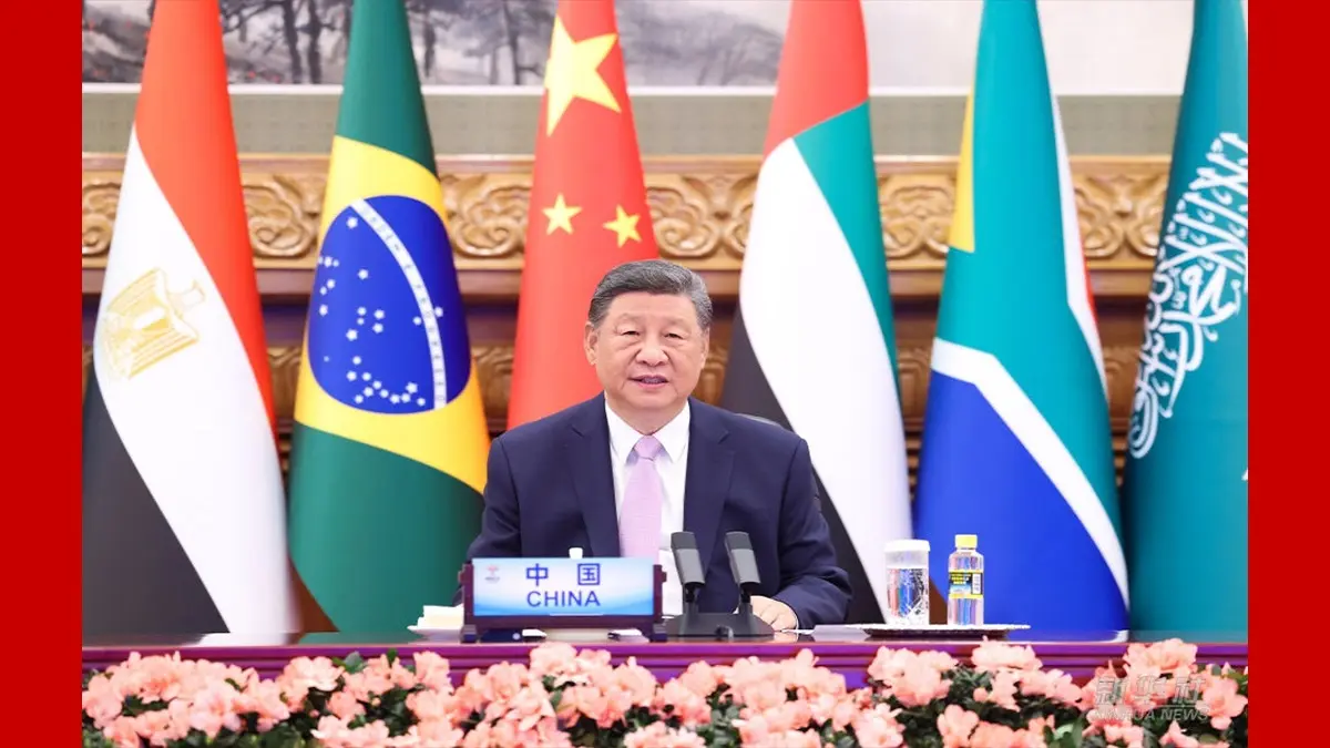 El presidente chino, Xi Jinping, participa en la cumbre virtual de los BRICS convocada por Brasil. 