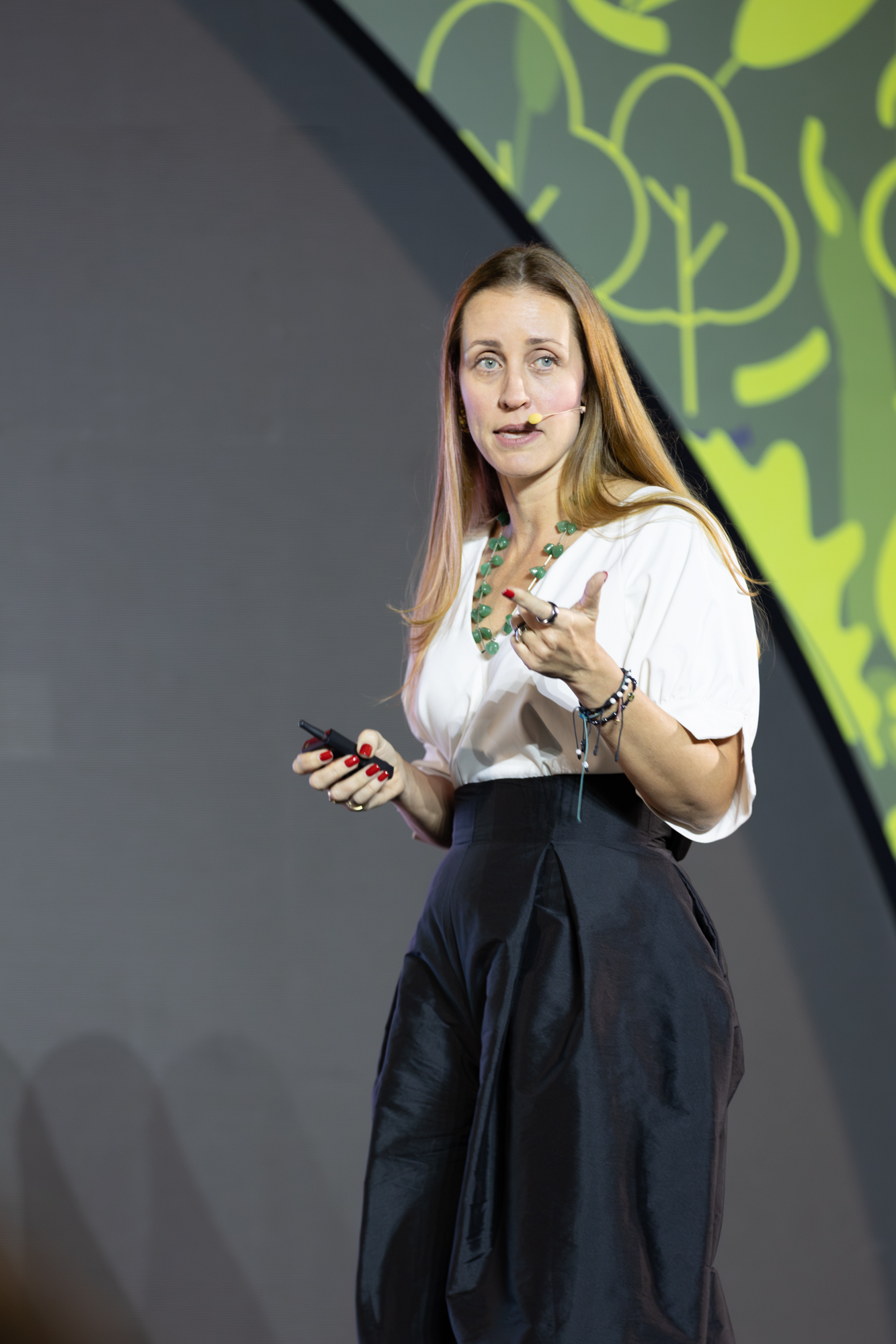 Ana Karina Cárdenas, speaker internacional