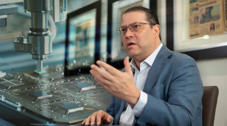 Nueva estrategia para mipymes y semiconductores, RD busca diversificar su economía