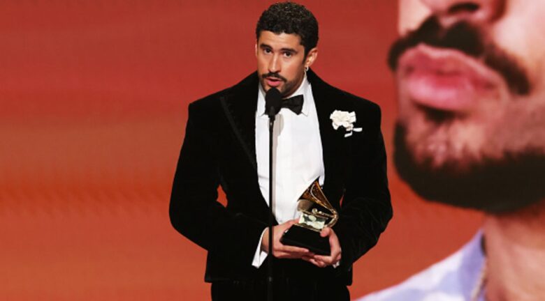 “Fuera ICE”: Bad Bunny lidera las críticas en los Grammy contra las redadas migratorias de Trump