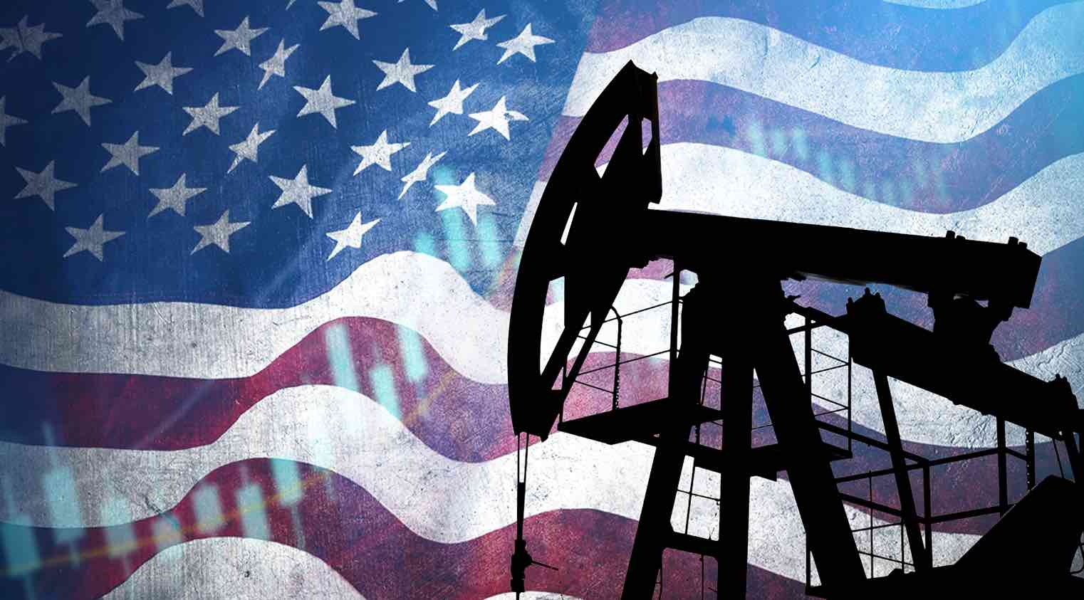 Bomba extractora de petróleo frente a la bandera de Estados Unidos.