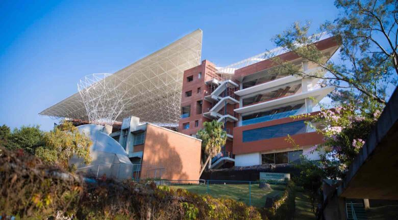 Las mejores universidades de Centroamérica en 2026: un país domina el ranking