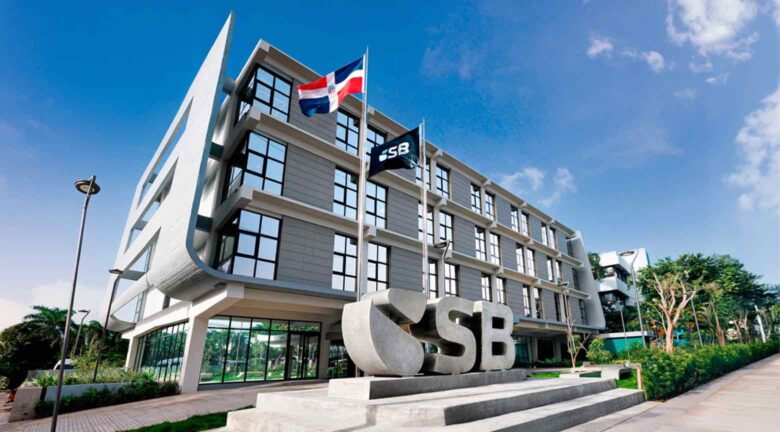 Uno de cada cuatro dominicanos tiene deudas en el sistema financiero, según la SB
