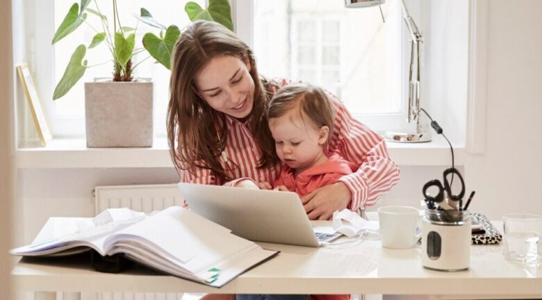Unsubscribe: el método que permite a las madres liderar sin agotarse