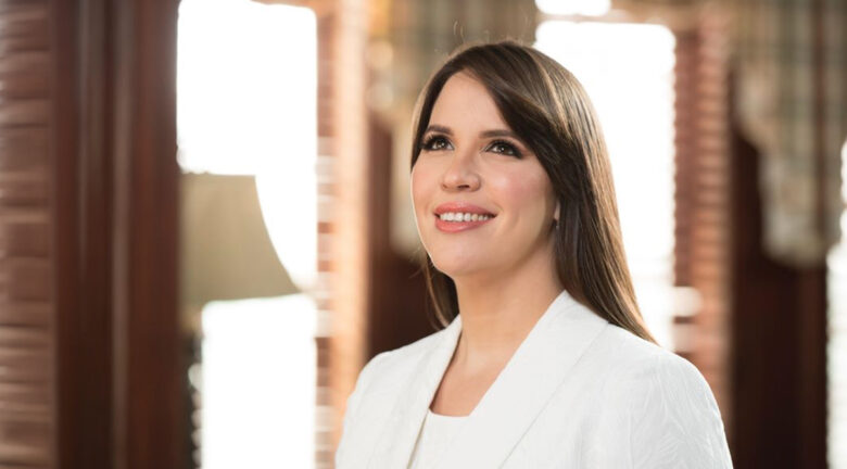 Medalla al Mérito: los logros detrás del reconocimiento a Angie Martínez