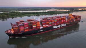 Hapag-Lloyd es una de las principales empresas navieras del mundo, de origen alemán, especializada en el transporte marítimo de contenedores
