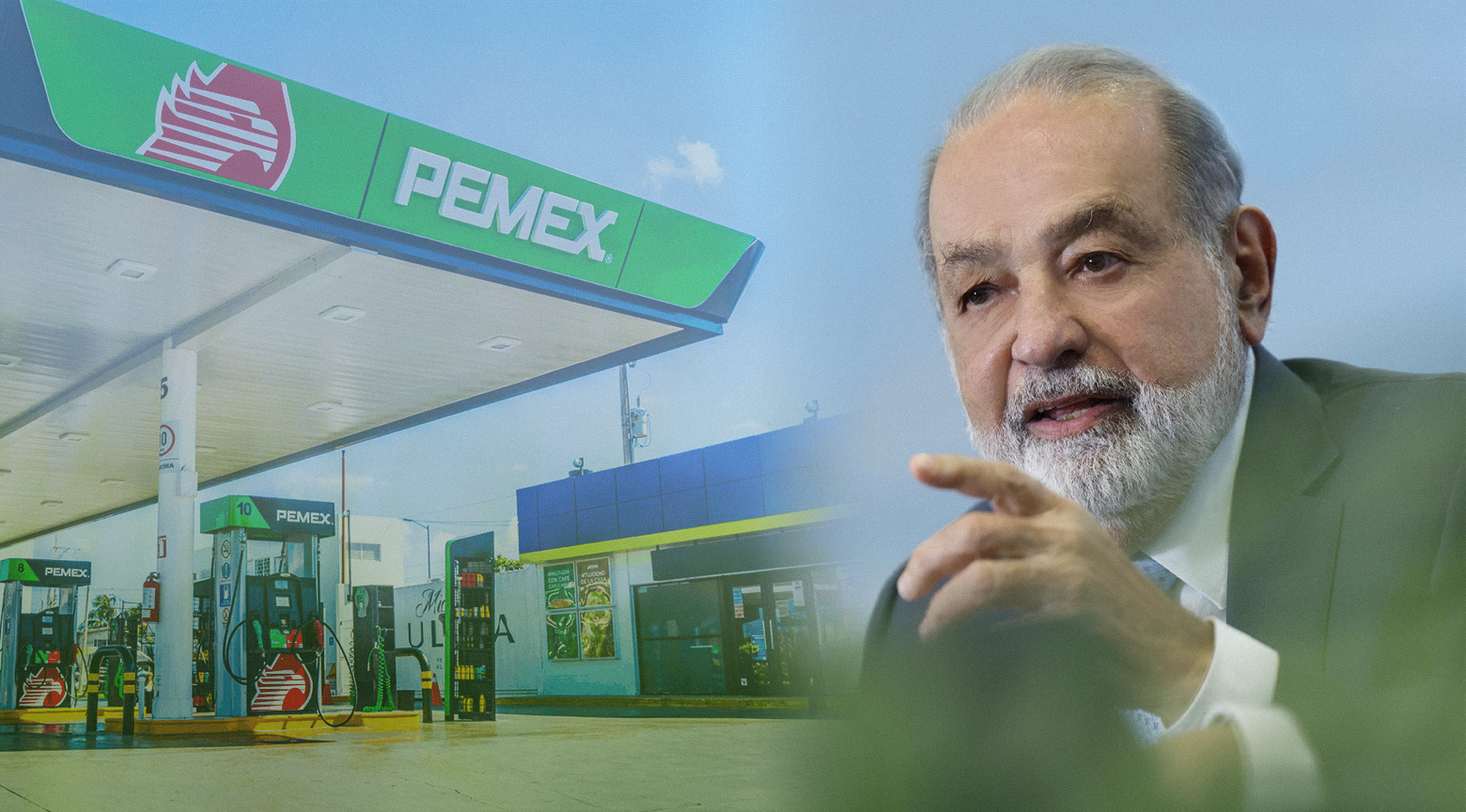 Carlos Slim frente a una estación de gasolina PEMEX, señalando con su mano derecha mientras sonríe ligeramente.