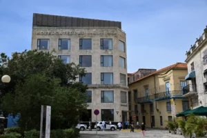 Trump logra lo que parecía improbable: aislar a Cuba del capital internacional