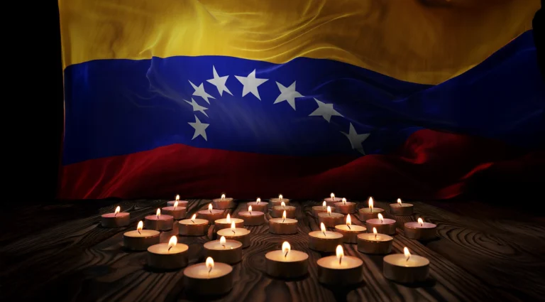 589 muertos, 50.000 desaparecidos y rescatistas dominicanos ya en Caracas: la última hora del terremoto en Venezuela