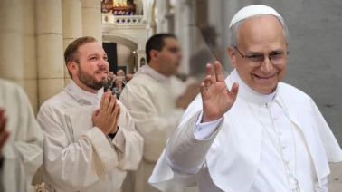 Carlos Cabrera, el sacerdote dominicano que cantó ante el Papa León XIV en Madrid