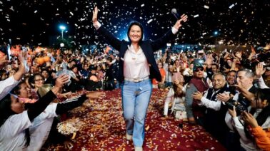 Keiko Fujimori lidera una elección histórica: las claves detrás de la contienda más reñida de Perú