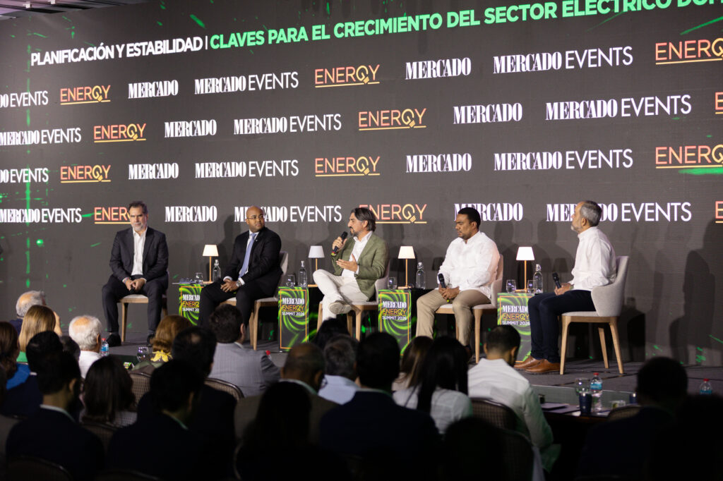 Planificación y estabilidad claves para el crecimiento del sector eléctrico dominicano