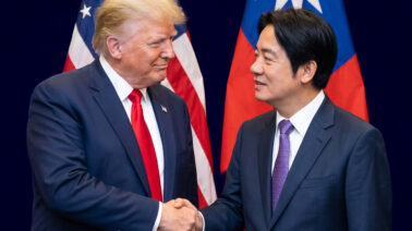 Taiwán deja la puerta abierta a una conversación telefónica entre su presidente y Trump