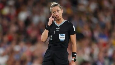 Segunda mujer átbitro en la historia del Mundial: cómo Tori Penso llegó al partido que cambió su carrera