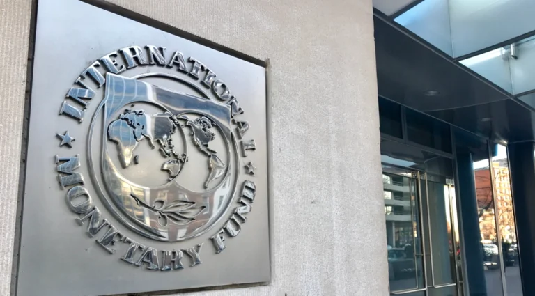 Alerta del FMI: ¿Por qué la Inteligencia Artificial podría disparar la inflación mundial?