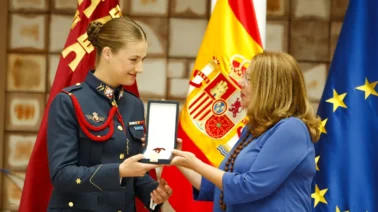 La princesa Leonor termina su formación militar y recibe la Gran Cruz del Mérito Aeronáutico
