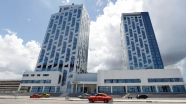 Los grandes hoteles de lujo en Cuba se quedan vacíos por la presión de Estados Unidos