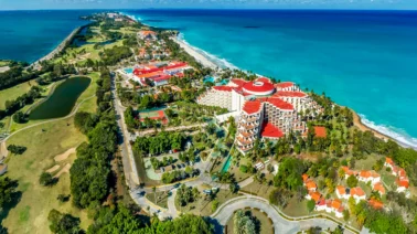 ¿Por qué Meliá se va de Cuba? La cadena española cierra todos sus hoteles en la isla