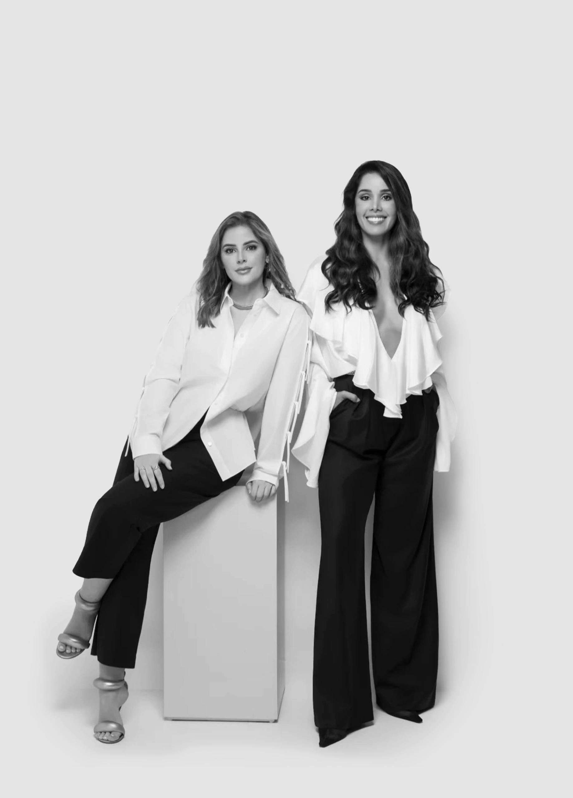 Rocío Vázquez · Nathalie Abreu — MOOV