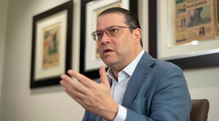 "Vamos a terminar bien": La firme proyección de Sanz Lovatón sobre el futuro económico y aduanero del país