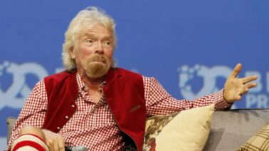 Richard Branson: levantarse a las 5 de la mañana no garantiza el éxito