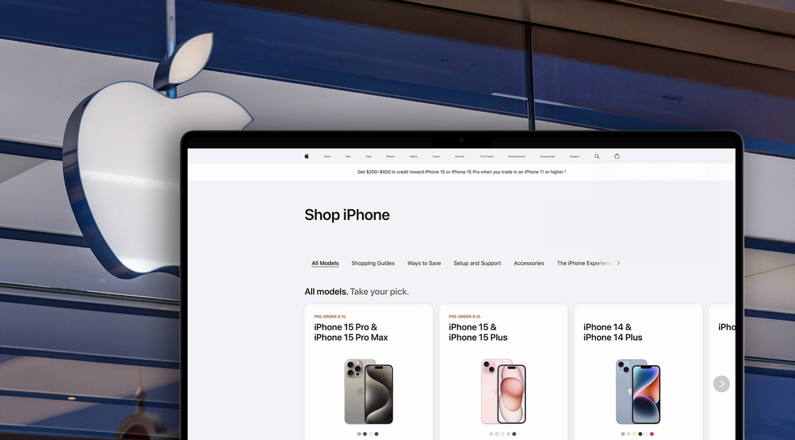 Pantalla de la tienda oficial de Apple mostrando la sección de compra de iPhone con varios modelos disponibles.