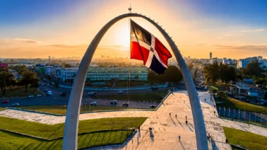 ¿Cuándo se inaugura el paso a desnivel de la Plaza de la Bandera? Fecha clave para el tránsito de Santo Domingo
