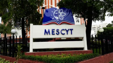 El MESCYT entregará 10.000 becas la próxima semana: Conoce los requisitos y cómo aplicar
