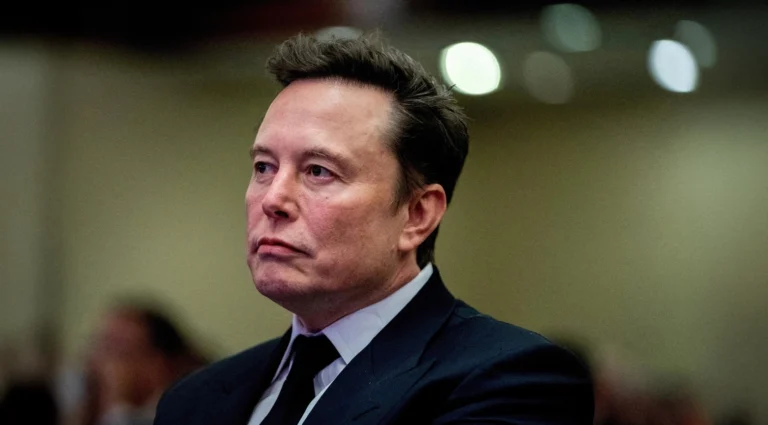 En poco más de un mes: Elon Musk sufre la pérdida del 50% de su patrimonio neto