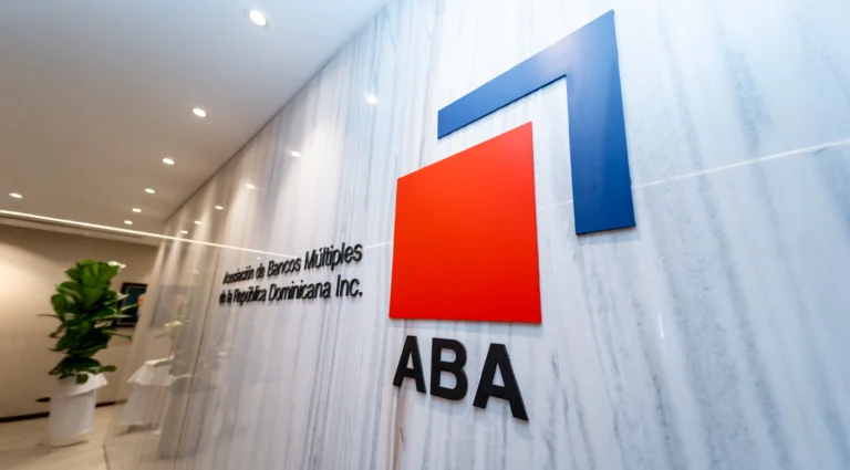 La banca dominicana acelera la entrega de créditos al sector privado al cierre de junio