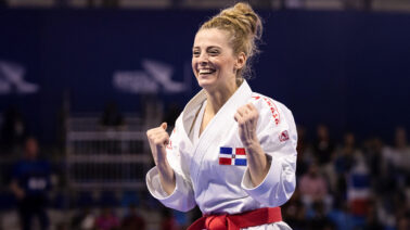 María Dimitrova gana su último oro y cierra una era de 20 años en el karate dominicano