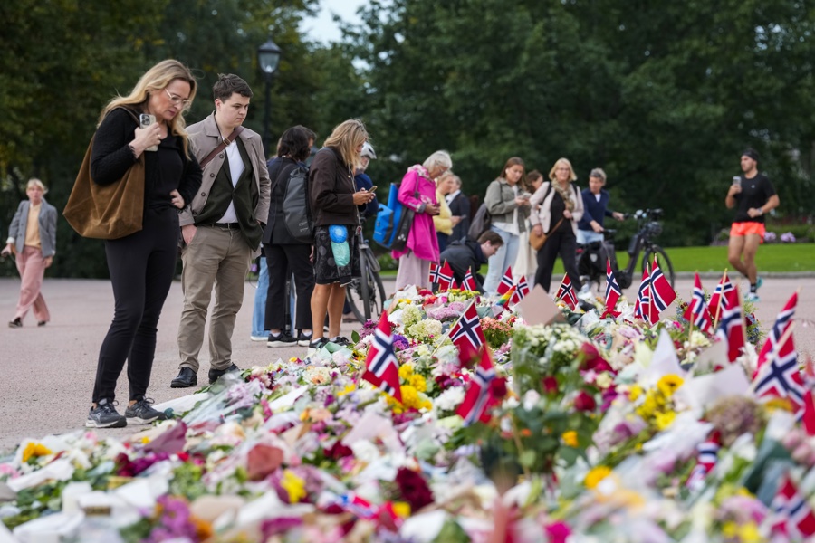 Harald de Noruega muere a los 89 años y Haakon VIII le sucede en un país inmerso en luto