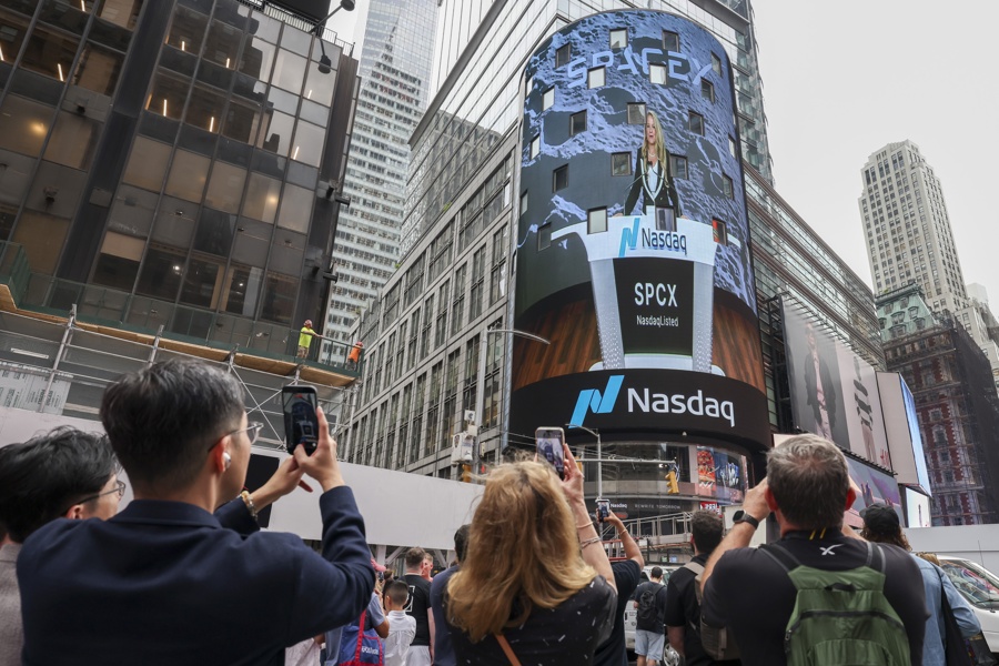 SpaceX cumple dos meses en bolsa con la acción de vuelta al precio de salida