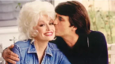 ¿Quién fue Carl Dean, el esposo de Dolly Parton con quien estuvo casada casi 60 años?