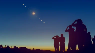 ¿Por qué no podemos dejar de mirar un eclipse solar? Esto ocurre en el cerebro