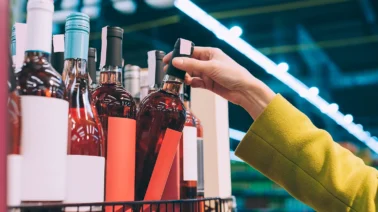 ¿Subirán de precio? La alerta de los industriales por los impuestos a las bebidas en el país