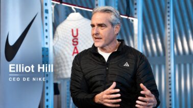 Nike saldrá del índice S&P 100 tras 18 años. ¿Qué perdió al intentar quedarse con una mayor parte del negocio?