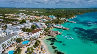 El sorprendente renacer de Boca Chica: El icónico destino de RD que ahora es mucho más que playa y pescado